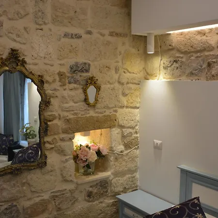 Dimora Del Carmine 3* Bari