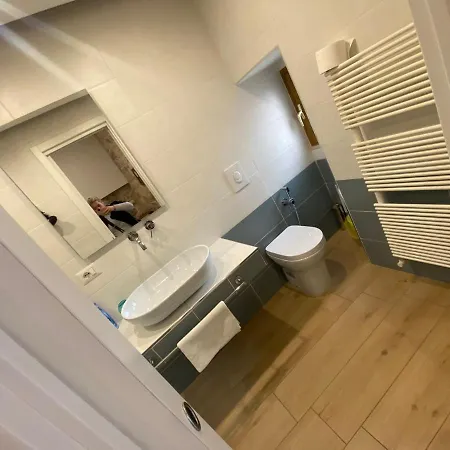 Dimora Del Carmine 3* Бари