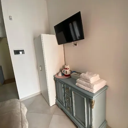 Dimora Del Carmine 3* Бари