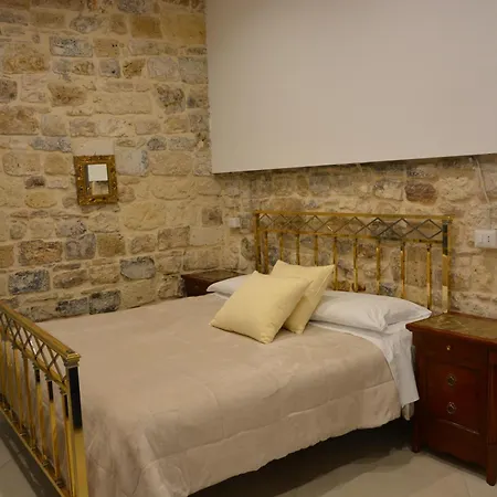 Dimora Del Carmine Bari