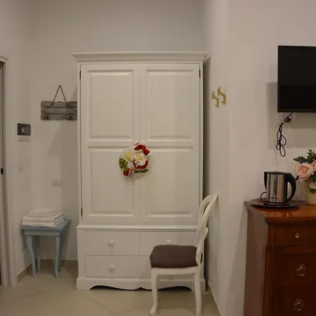 Dimora Del Carmine Gæstehus Bari